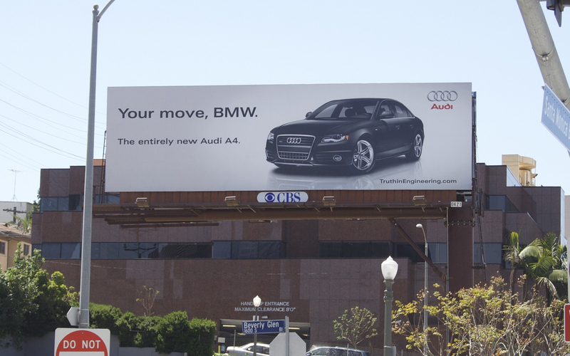 Audi-vs-BMW-Billboard-Ad-war