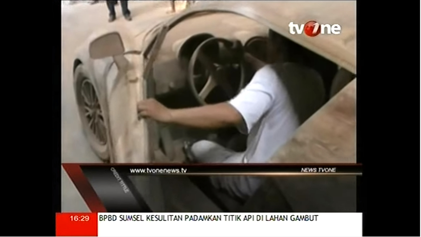 Bugatti-Veyron-replica-from-wood-in-Indonesia_3