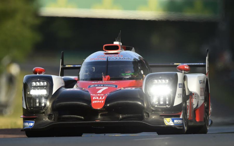 3-14-791-un-temps-stratospherique-pour-kobayashi-sur-la-toyota-n-7-photo-afp-1497555721