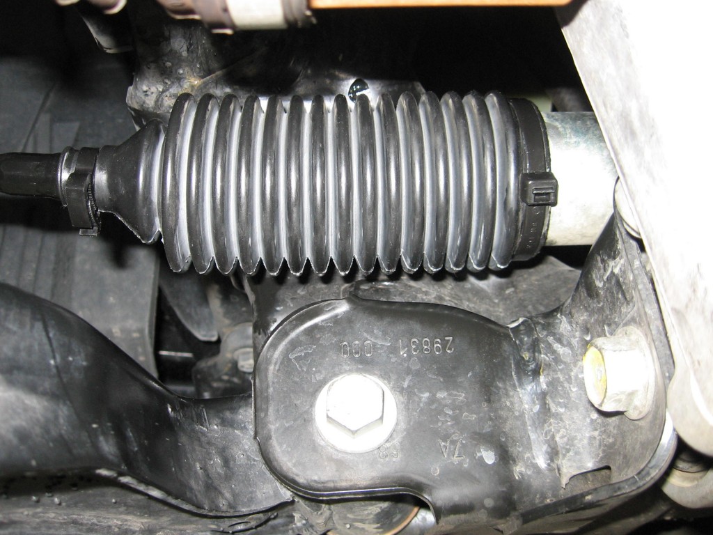 nissan-navara-new-steering-rack-boot-fitted-ultimate-power-steering