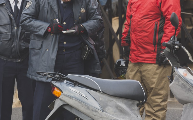 https---www.pakutaso.com-shared-img-thumb-syaryouno0I9A4021