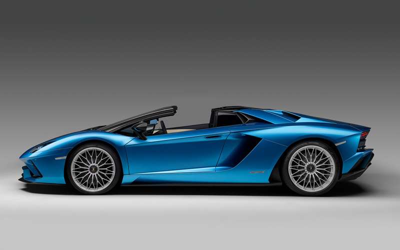 2018-Lamborghini-Aventador-S-Roadster-V2-1080