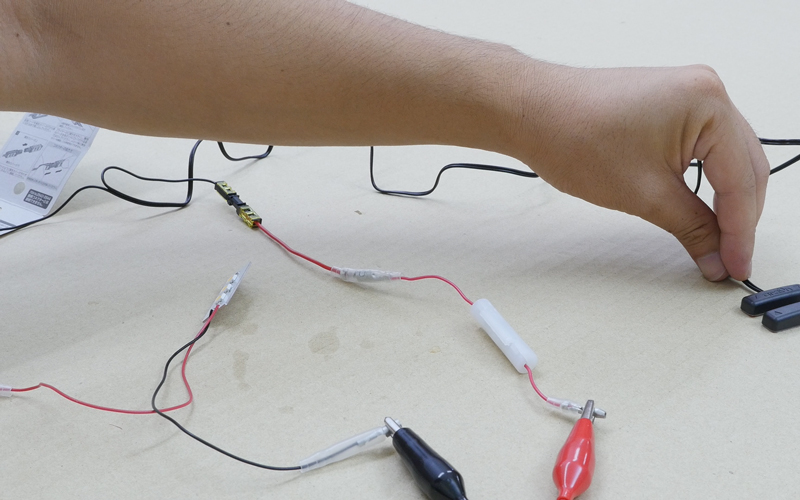 open_and_close_switch_8