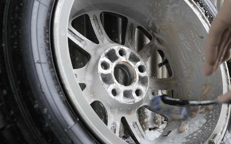 surluster_wheels_cleaner_14