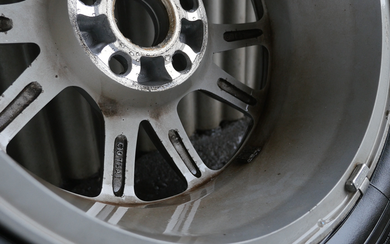 surluster_wheels_cleaner_5