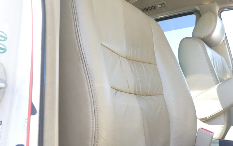 washing_leather-seat_10