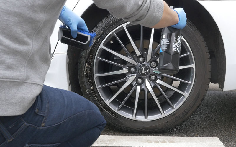 gyeon-tire-wheel-cleaner_10