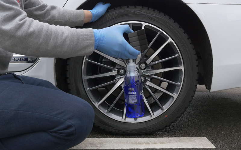 gyeon-tire-wheel-cleaner_11