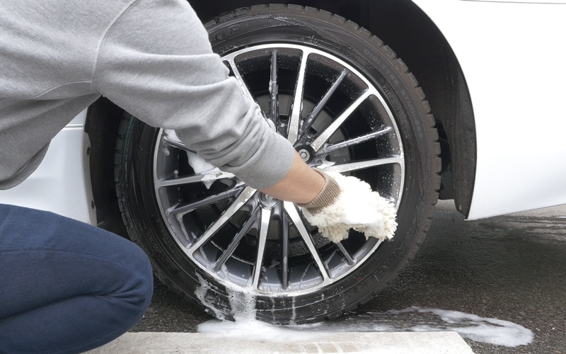 gyeon-tire-wheel-cleaner_19