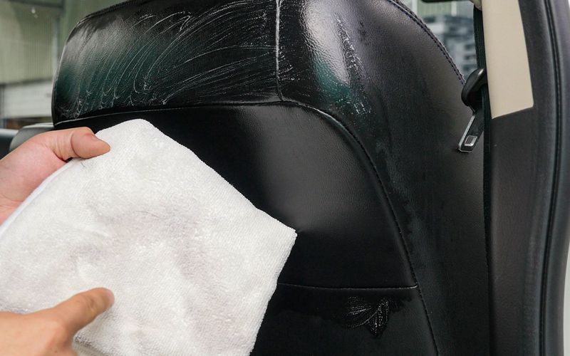 綺麗になったシートの後ろ側